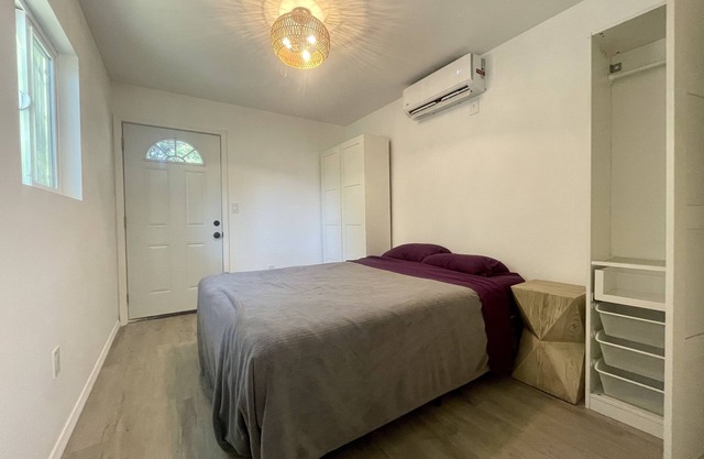 BRAND NEW Guesthouse in BEST LOCATION in NoHo!!!