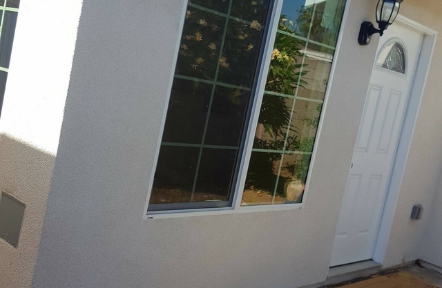 Maison neuve avec un grand garage proche de Disney Land