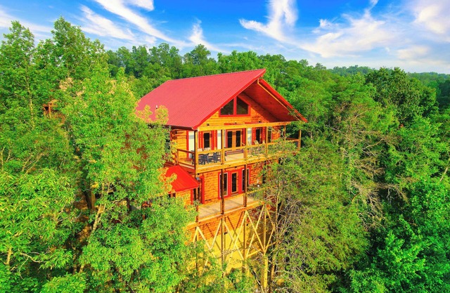 Brand New Luxury Cabin/Hot tub/Game Rm/Pool table