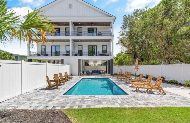 Brand New Luxury Beach House w/ Private Pool