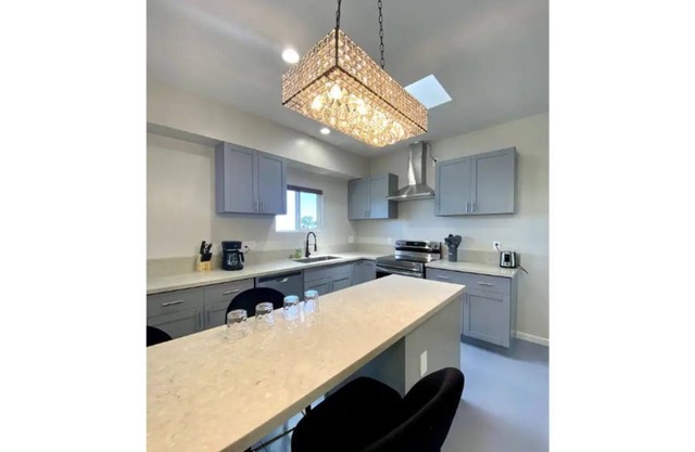 Brand New Oceanview Lovely Studio