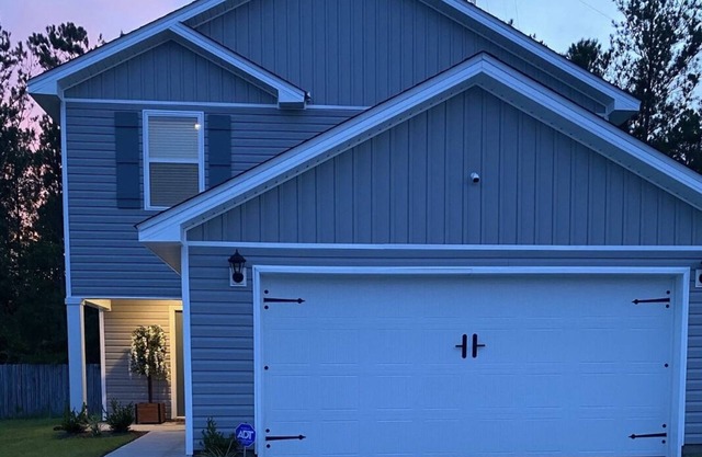 Brand New Smart Home, close to downtown Ocean Springs and the Beach