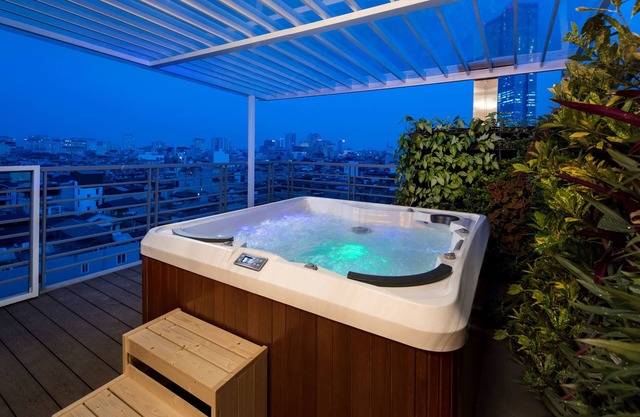 Brandi Fuji Hotel