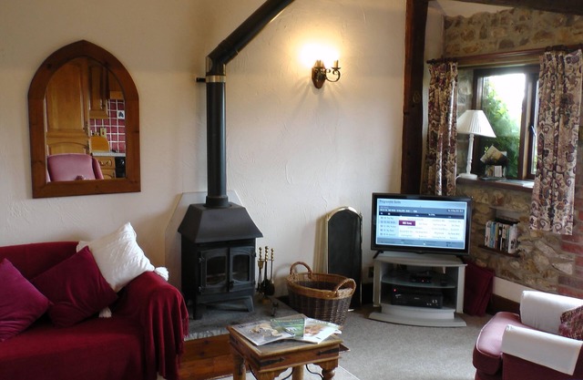 Cottage Brandy dans Ravissante Devon qui dort comforably 2 avec lit fourni