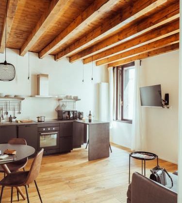 BRE Apartments - Magellano