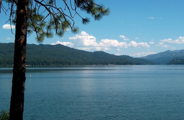 Breath taking mountain scenery, available July 9 to 16 in Luxury Resort