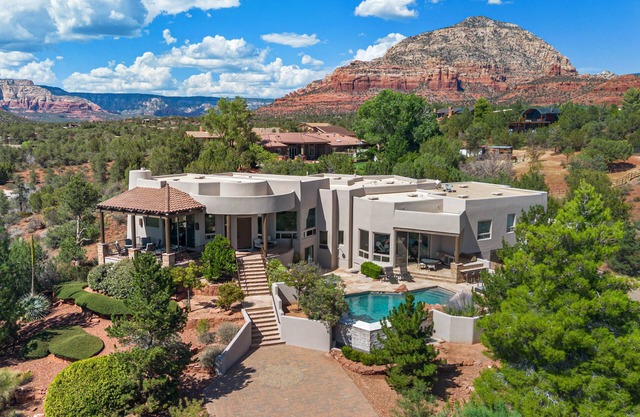 Sedona W Chateau - Luxury Resort Style, Games, Pool & Hot Tub West Sedona+Views