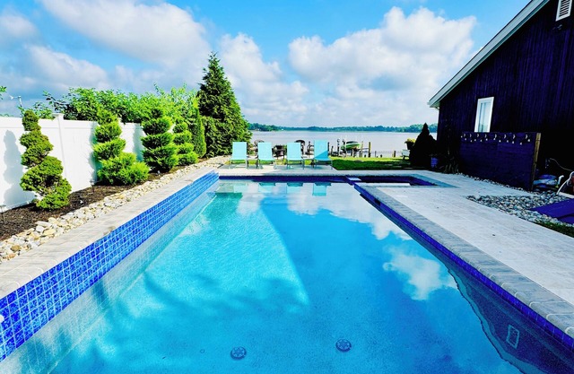 Breathtaking waterfront home- w/private pool- Summer is gone! book Fall now!