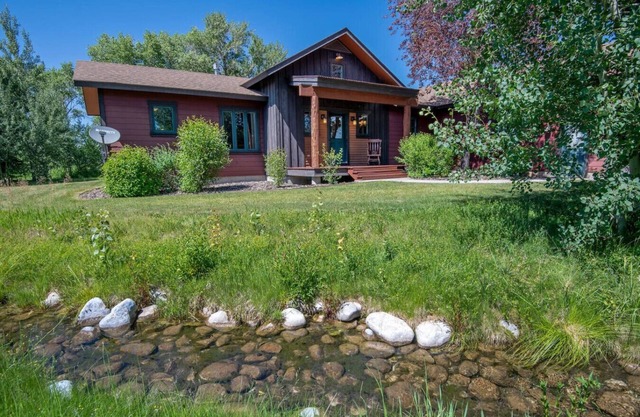 Breezy Creek Escape - Near Targhee!