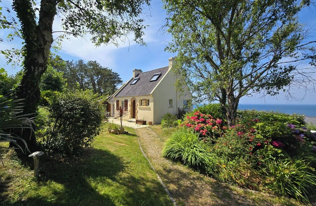 Breton waterside escape