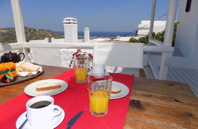 "Briar House" Skyros