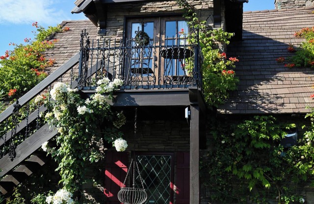 Briarwood Cottage & Apartment is a charming English-inspired storybook cottage!