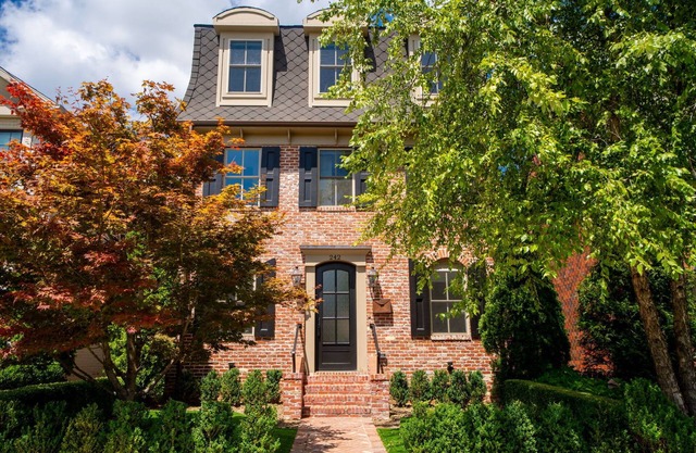Bricklight Manor, Just off Bentonville Square
