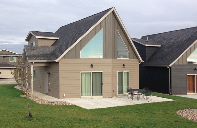 Cabine Bridges Bay avec grue de bateau disponible