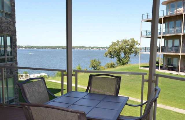 Morning Sunshine & Afternoon Shade with Spacious Deck | Bridges Bay Newport 202
