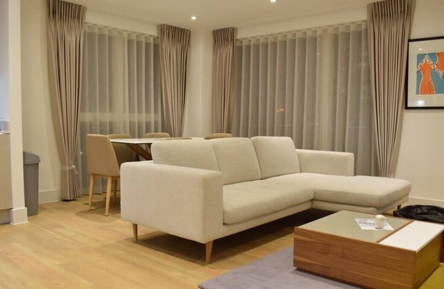 2 Bedroom Flat in Park Royal