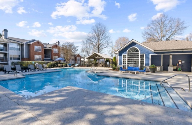 The Athens Abode: Pool, Urban Oasis near UGA