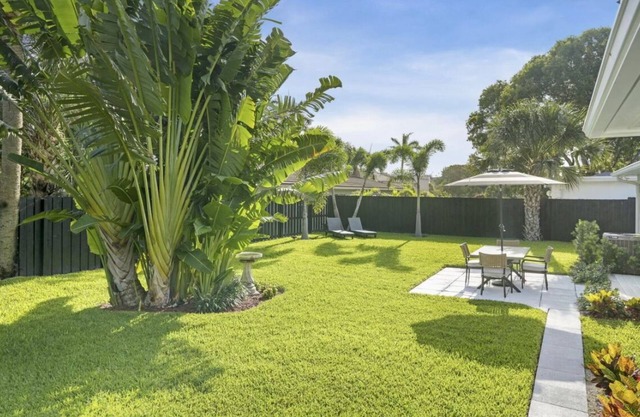 Bright & Airy Ranch in Old Northwood, West Palm Beach - Close to Beach