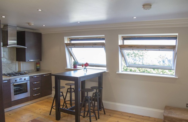Appartement lumineux et aéré dans la belle Islington, Londres