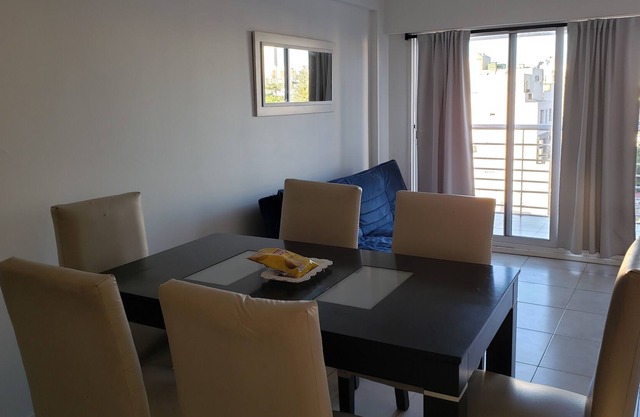 Bright and comfortable apartment for 2 people