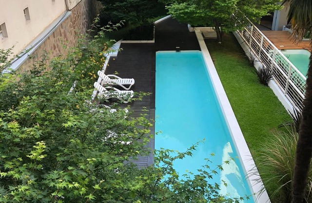 Lumineux et confortable. Excellent emplacement