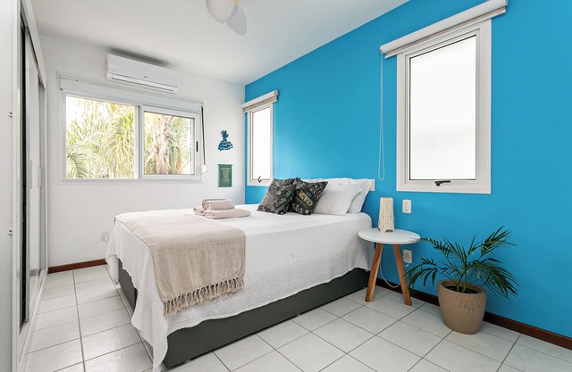 lumineux appartement de 75 m2, 2 chambres, 50 m plage et mer