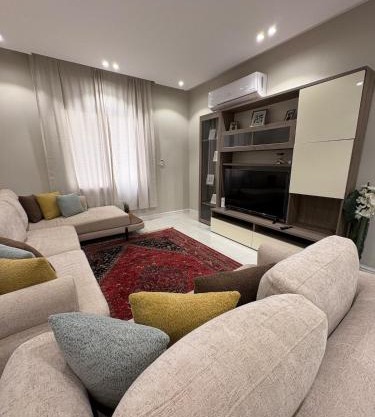 Bright & Calm Apartment