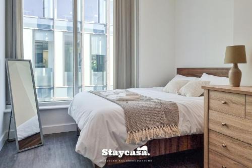 Bright & Central Apt - With Great Transport Links