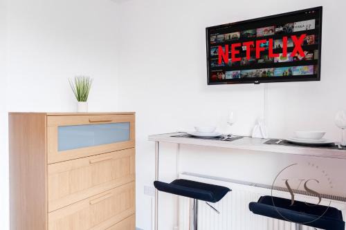 Bright Longton Studio B Near Alton Towers with Netflix and Free Wi-Fi