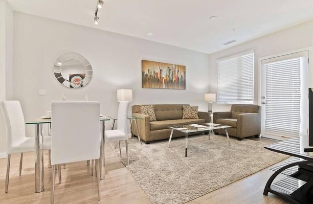 Bright Mira Mesa 1BR | In-unit Washer/ D |San Diego