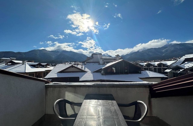 Penthouse lumineux avec vue sur la montagne - Wi-Fi 300 Mbps !