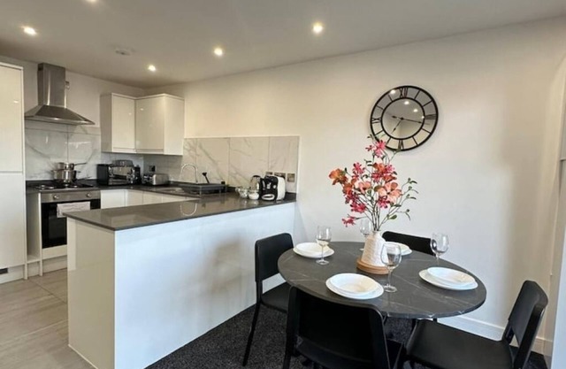 Bright & Spacious Apartment
