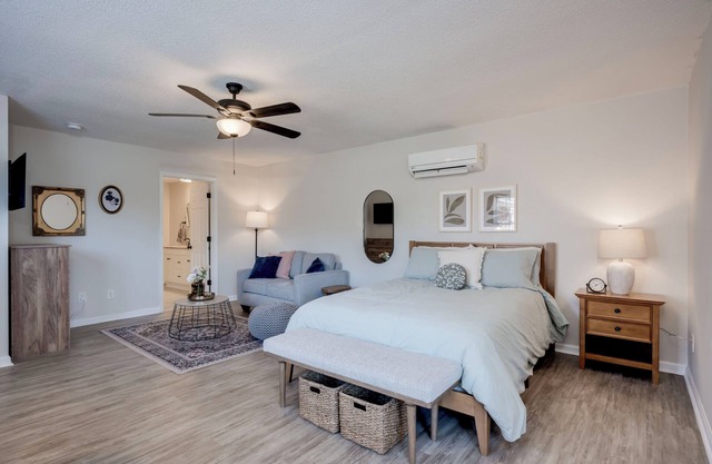 Bright Spacious Augusta Cottage - 1 Bedroom Studio With Parking