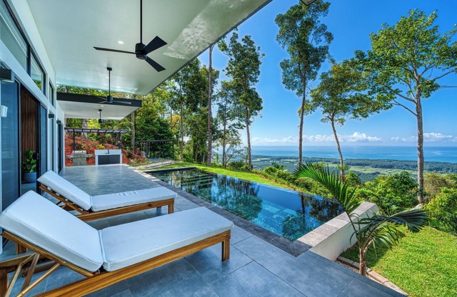 Brisas Del Mar Hills of Portalon 3 Bedroom Villa Amazing Ocean Views 4X4 Req'd