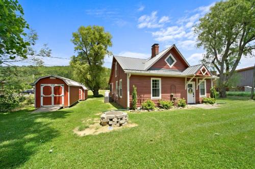 Broadstone Cottage