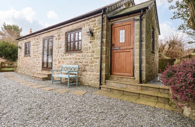 Brocks Barn, LOSTWITHIEL