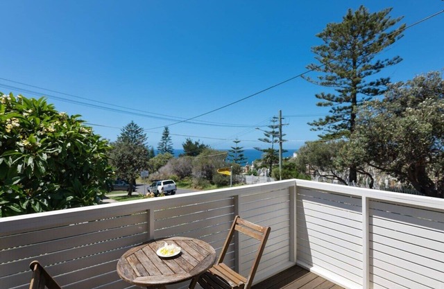 Bronte Boho Chic near Ocean with Parking
