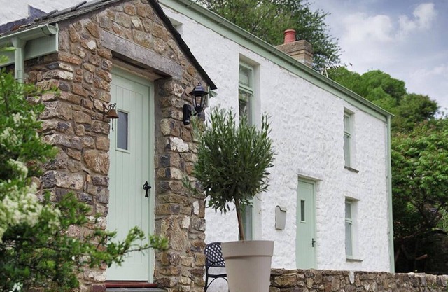 Brooklands Cottage - Quatre Chambres Maison, Couchages 8