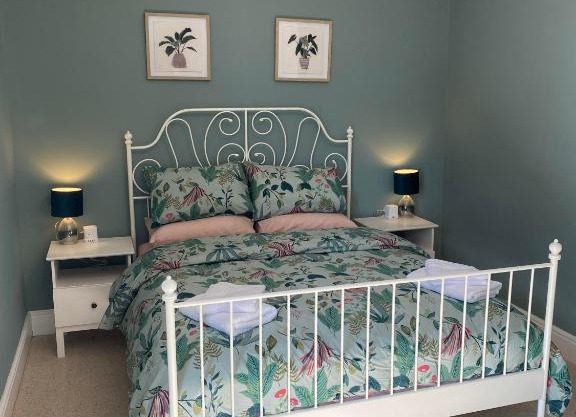 Brooklands Guest House