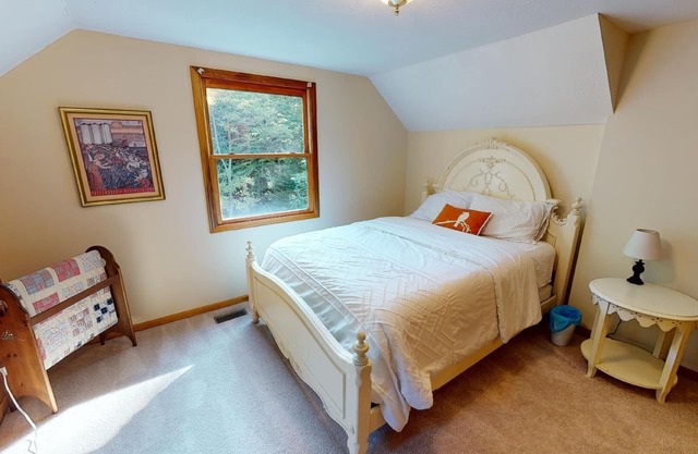 Brookside Cottage In Hocking Hills