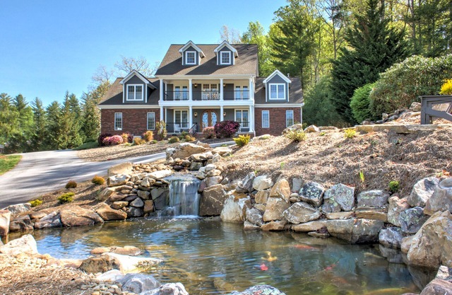 Brush Creek Pool House | Luxurious 10BR Home with Pool, Fire Pit, Game Room!