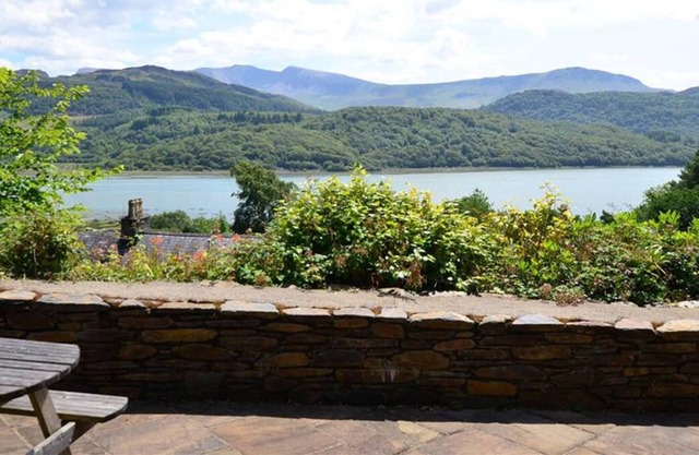 Construite à l’époque victorienne, la maison de Bontddu offre une vue magnifique sur la Cadair Idris