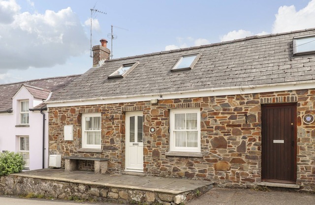 Brynawelon, NEWPORT, PEMBROKESHIRE