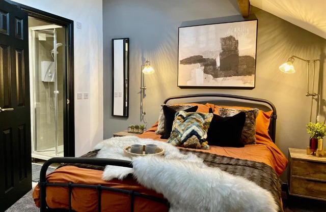 BSR SUITES Sharples Hall