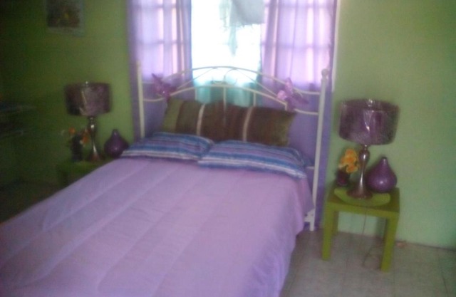 Buckingham Villa - Full Suite Kitchenette-Wet Bar- Balcony