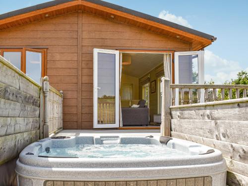 Buckland Lodge