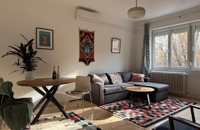 Buda's Crib apartment