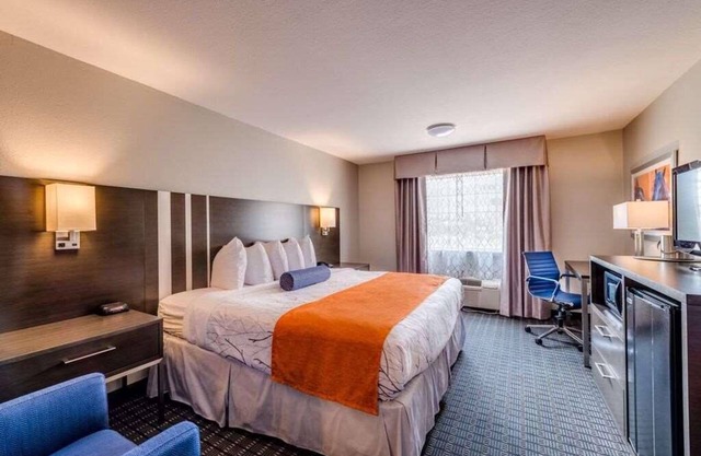 Budget-Friendly Property, Free Breakfast, Free Parking, Pool