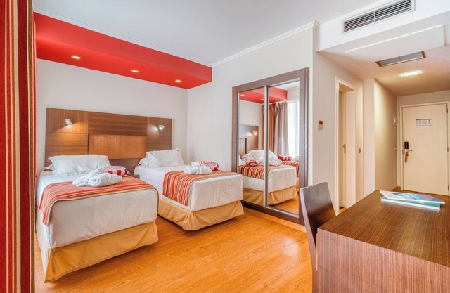 Budget-Friendly Stay in Madeira Island! Outdoor Pool, Spa Center, Beachfront!