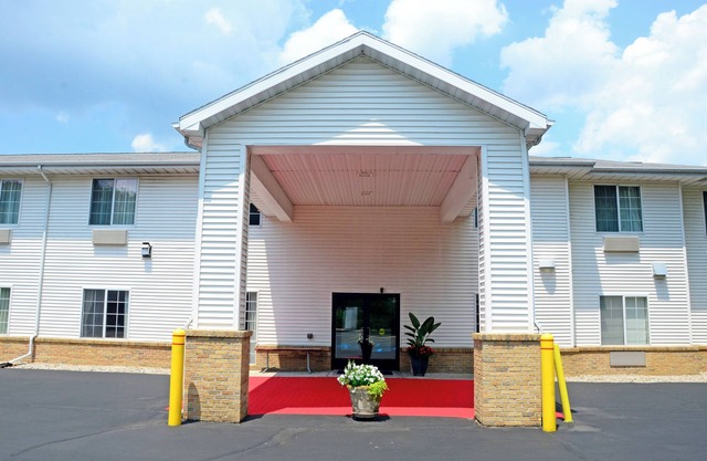 Budget Host Inn